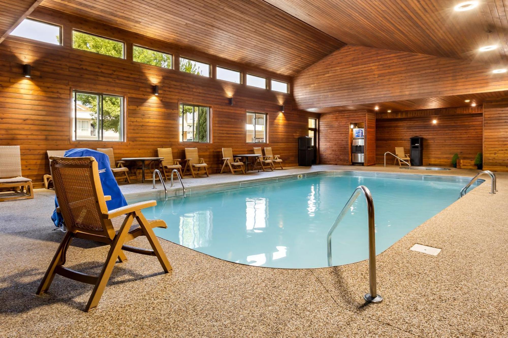 Best Western Lee'S Motor Inn Chamberlain Bagian luar foto
