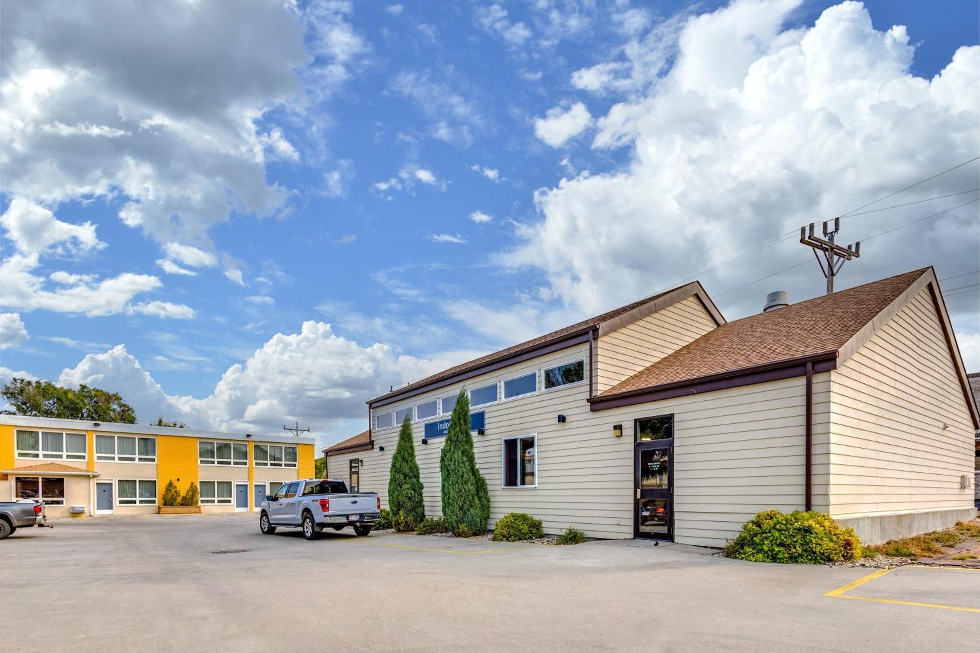 Best Western Lee'S Motor Inn Chamberlain Bagian luar foto