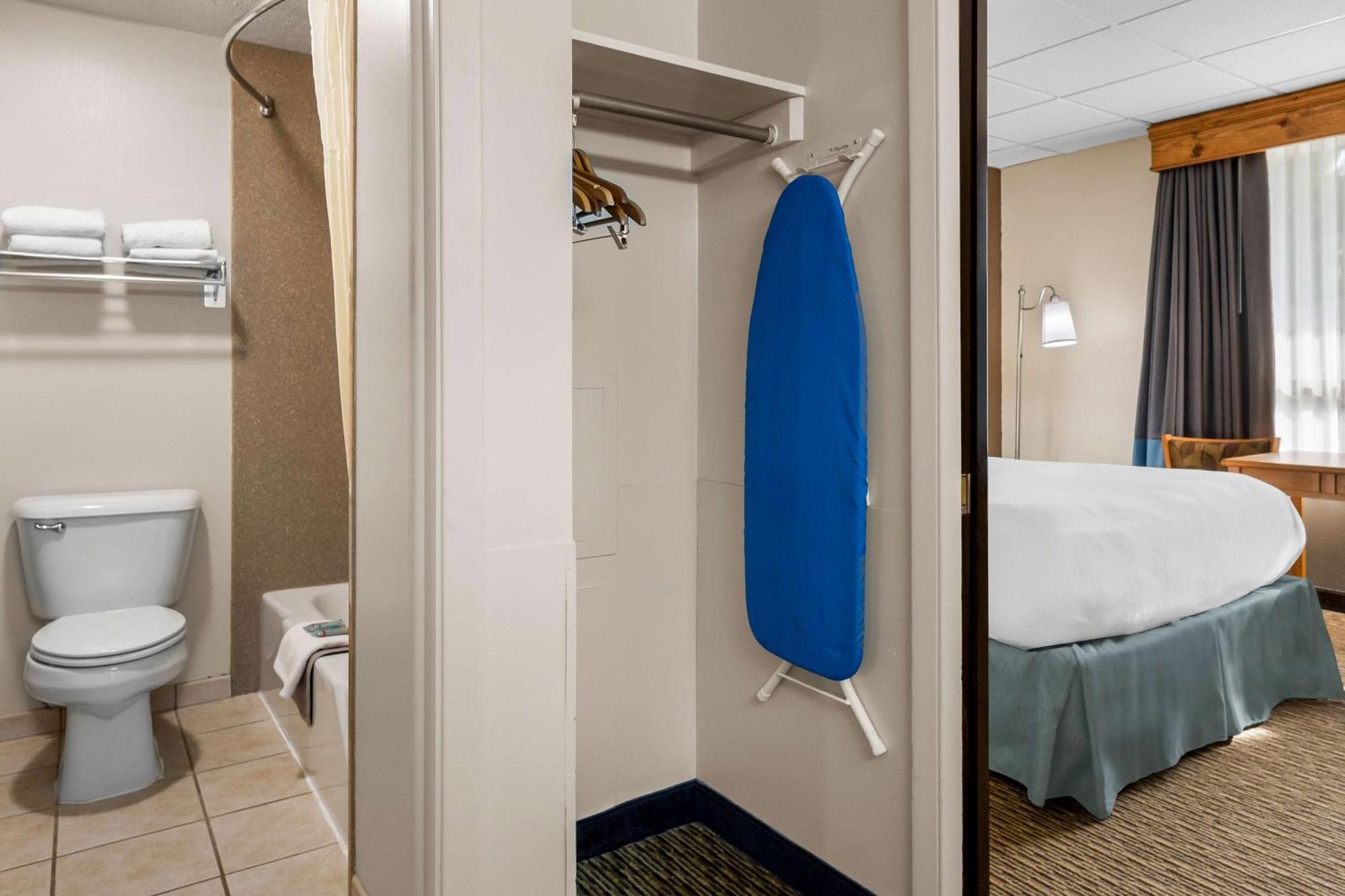 Best Western Lee'S Motor Inn Chamberlain Bagian luar foto