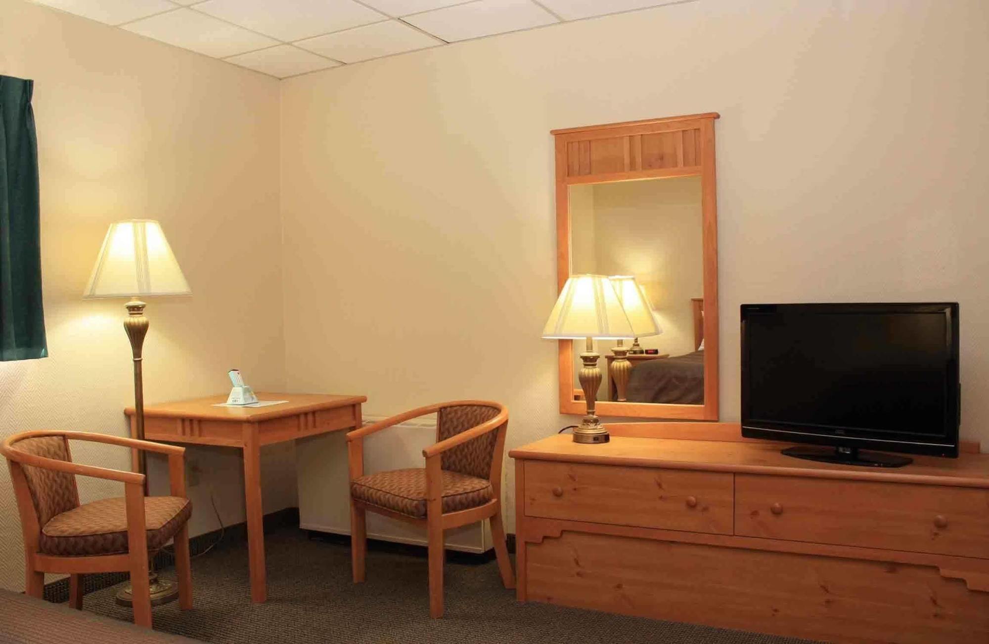 Best Western Lee'S Motor Inn Chamberlain Bagian luar foto