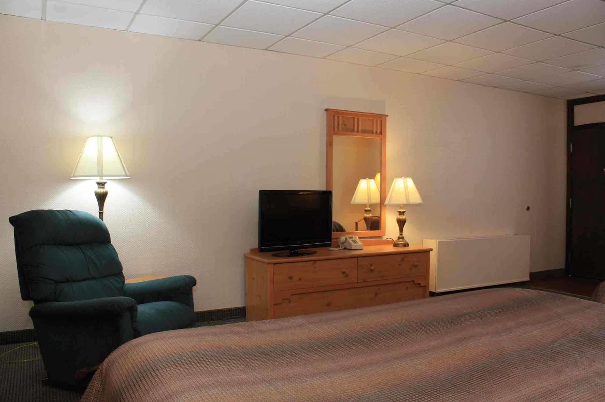 Best Western Lee'S Motor Inn Chamberlain Ruang foto